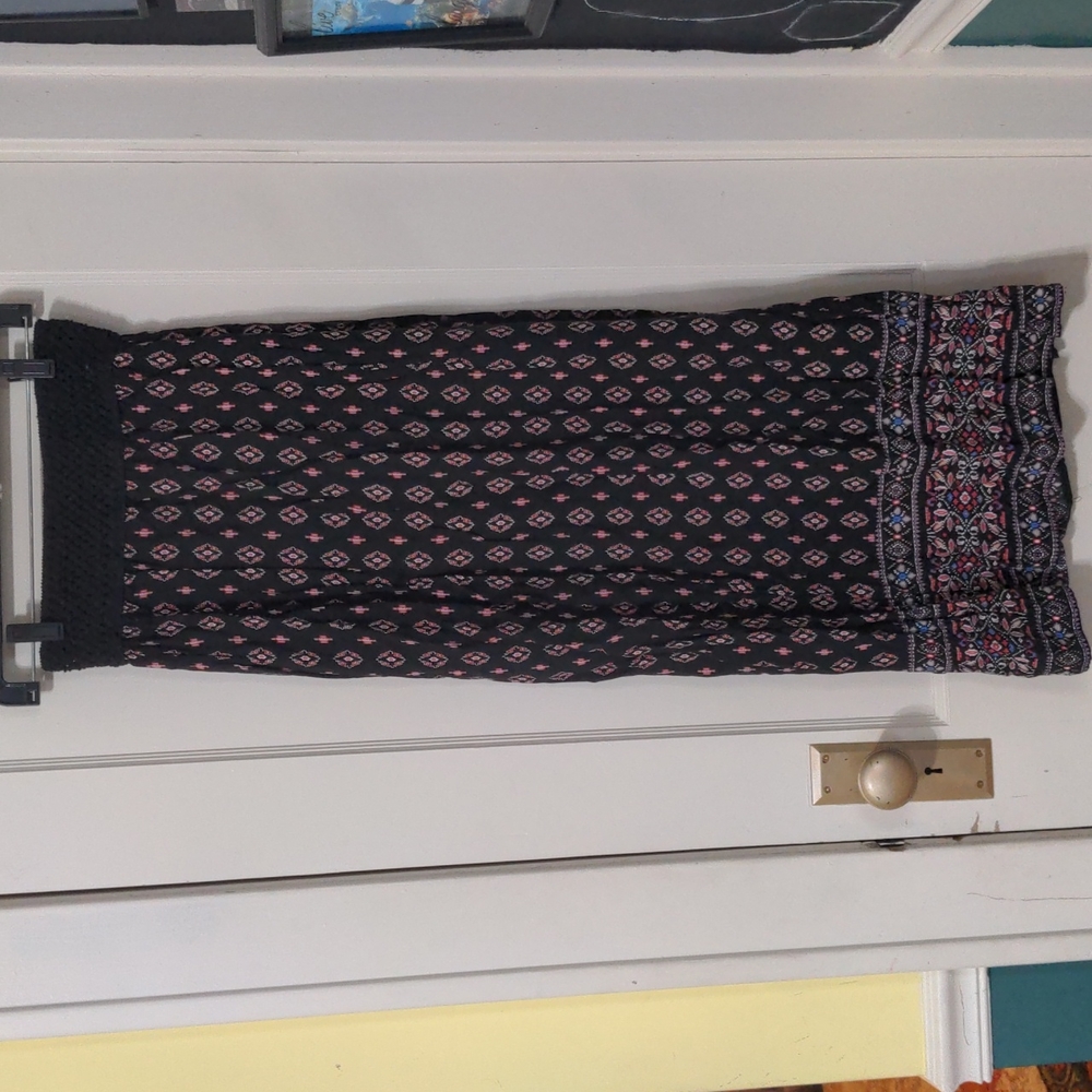 American Rag size XS long patterned skirt